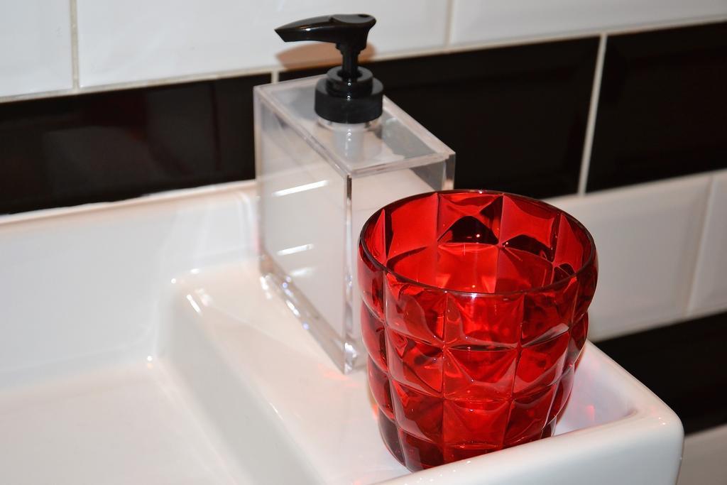 Twenty2 Apartment ブダペスト エクステリア 写真